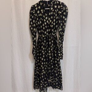 Black Long-Sleeve Star Print Belted Midi Dress